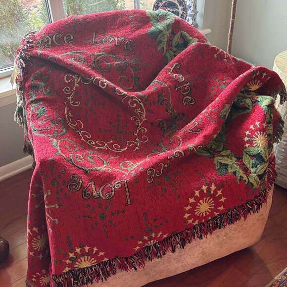 Christmas Throw Wreaths Of The Season Holiday Tapestry Blanket 51” X 68” - Picture 7 of 16